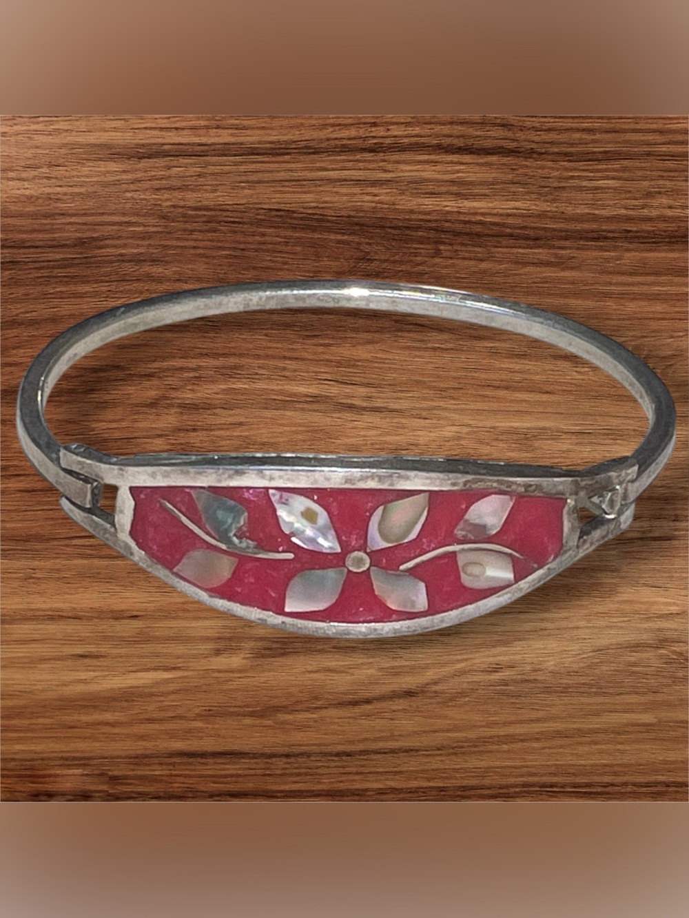 Alpaca Mexico Red Floral Shell Inlay Bangle Bracelet - Picture 1 of 7